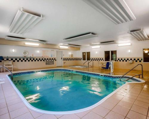 Фотография гостиницы Comfort Suites - Independence