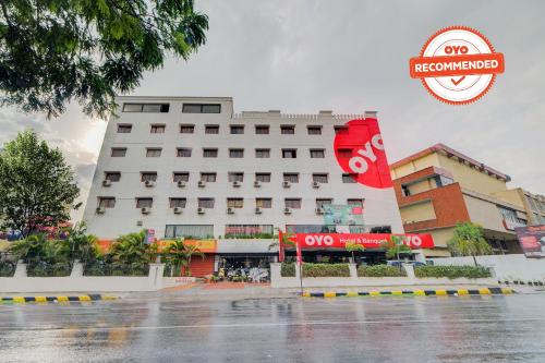 Фотографии гостиницы 
            Vaccinated Staff- OYO Flagship 469 Kachiguda Railway Station