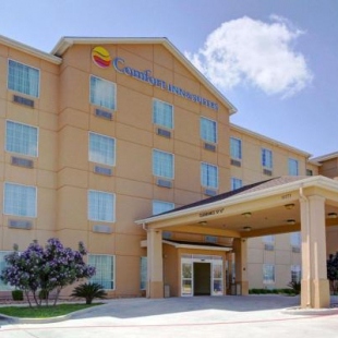 Фотография гостиницы Comfort Inn & Suites Selma near Randolph AFB