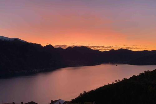 Фотографии гостевого дома 
            Cozy House on Iseo lake