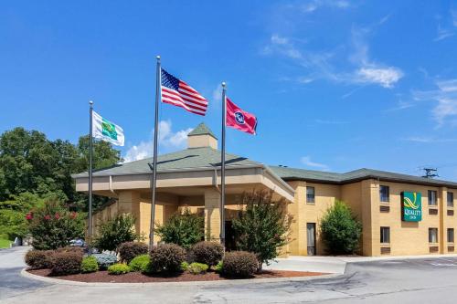 Фотография гостиницы Quality Inn - Clinton Knoxville North