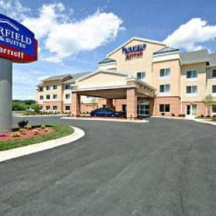 Фотографии гостиницы 
            Fairfield Inn & Suites Wytheville