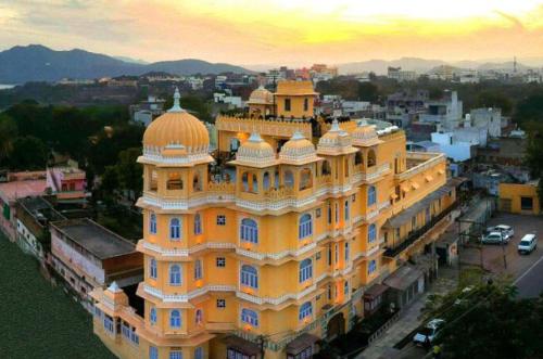 Фотографии гостиницы 
            Bloom Boutique l Lake Pichola Heritage Hotel