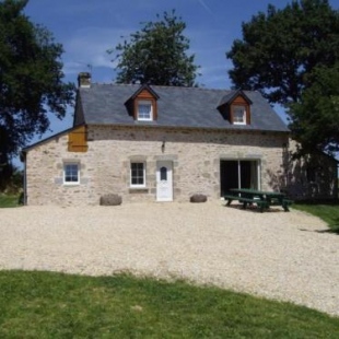 Фотография гостевого дома Gîte Saint-Léonard-des-Bois, 5 pièces, 7 personnes - FR-1-410-179