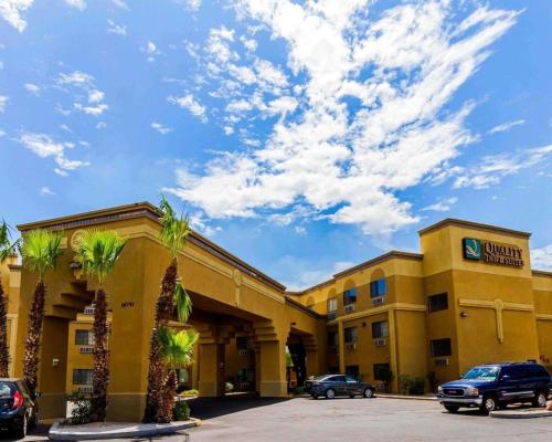 Фотография гостиницы Comfort Inn & Suites Surprise Near Sun City West