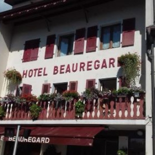 Фотография гостиницы Hotel Pension Le Beauregard