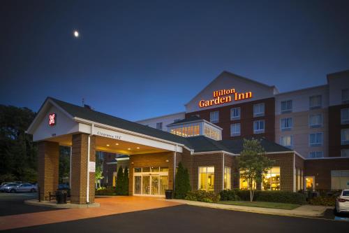 Фотография гостиницы Hilton Garden Inn Hampton Coliseum Central