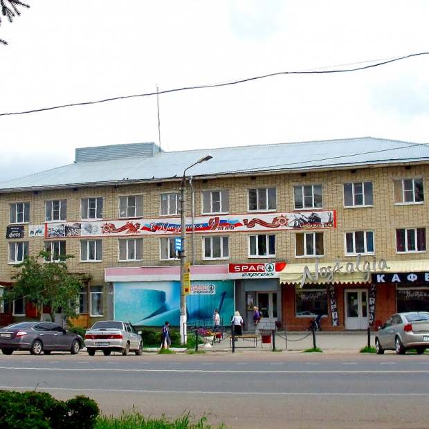 В городе Плавске Тульской области отремонтировали дорогу вдоль многоквартирных домов