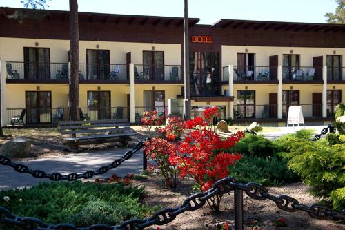 Фотография гостиницы Hotel Szarlota - Kompleksowo na Kaszubach