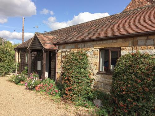 Фотографии гостевого дома 
            Distillers Cottage, Shipston-on-Stour