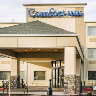 Фотография гостиницы Comfort Inn Mayfield Heights Cleveland East