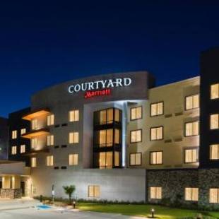 Фотографии гостиницы 
            Courtyard by Marriott Houston Katy Mills