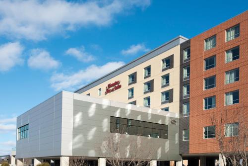 Фотография гостиницы Hampton Inn & Suites Grand Rapids Downtown