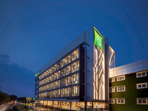 Фотография гостиницы Ibis Styles Jakarta Sunter