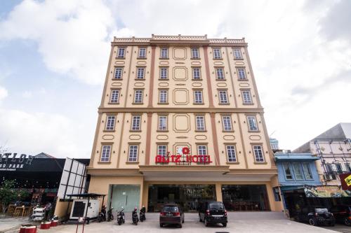 Фотография гостиницы Blitz Hotel Batam Centre