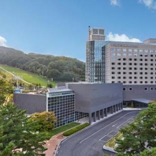 Фотографии гостиницы 
            Phoenix Pyeongchang Hotel