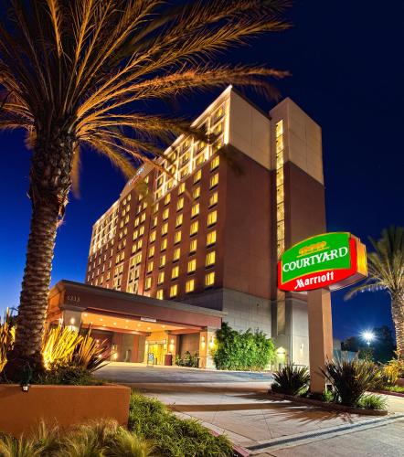 Фотография гостиницы Courtyard Los Angeles Westside