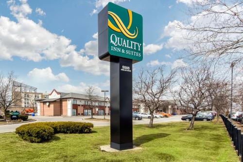 Фотографии гостиницы 
            Quality Inn & Suites Toronto West 401-Dixie