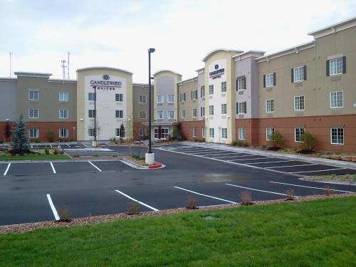 Фотография гостиницы Candlewood Suites Greeley, an IHG Hotel