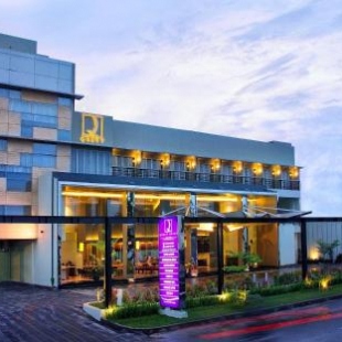 Фотография гостиницы Quest Hotel Simpang Lima - Semarang by ASTON