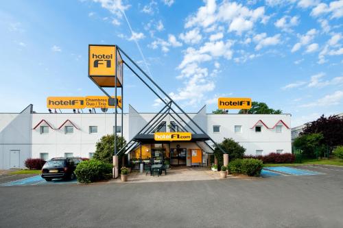 Фотография гостиницы hotelF1 Evreux Sud