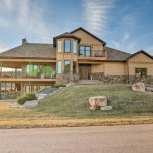 Фотография гостевого дома Expansive Black Hills Forest Home with Deck and Grill!