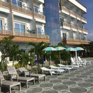 Фотография гостиницы EM Royalle Hotel & Beach Resort