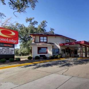 Фотографии гостиницы 
            Econo Lodge Biloxi Beach North