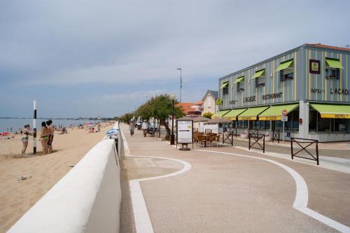 Фотография гостиницы L'Acadie Brasserie Plage