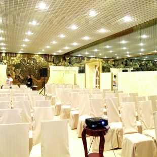 Фотография банкетного зала Ресторанный комплекс Космос Банкетный зал Космос