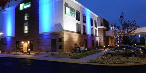 Фотография гостиницы Holiday Inn Express - Coventry S - West Warwick Area, an IHG Hotel