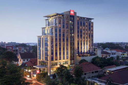 Фотография гостиницы Hotel Ibis Semarang Simpang Lima