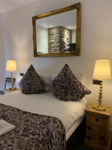 Фотография гостиницы Royal Mile Balconies by the Castle