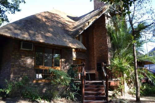 Фотография гостевого дома Kruger Park Lodge - Golf Safari SA