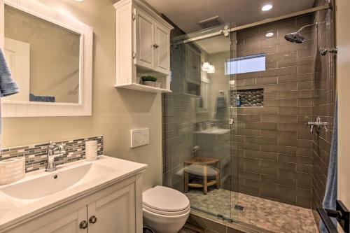 Фотография гостевого дома San Diego Home - Walk to Sail Bay and Mission Beach!