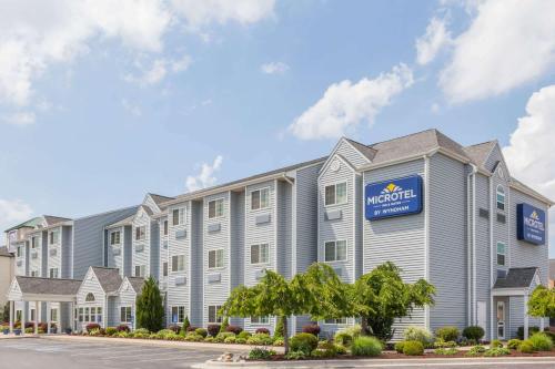 Фотография гостиницы Microtel Inn and Suites Elkhart