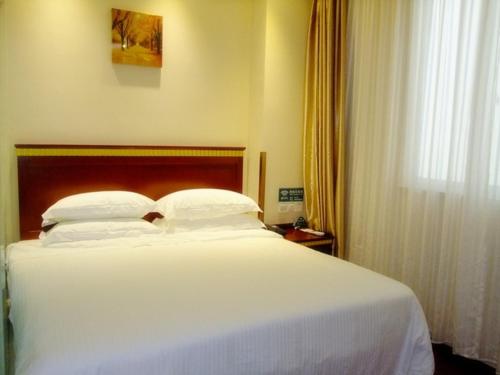 Фотография гостиницы GreenTree Inn Jiangsu Changzhou Hutang Textile City Business Hotel