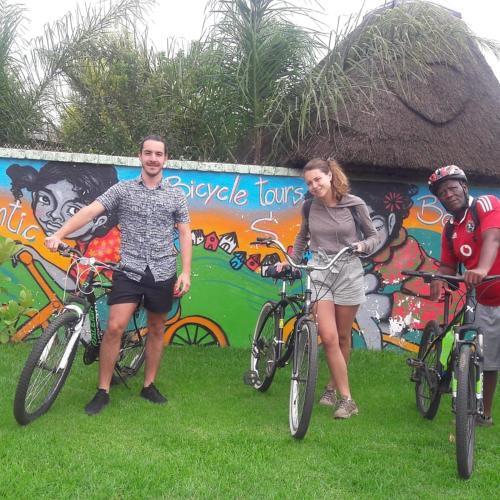 Фотографии хостела 
            Authentic Bicycle Tours and Backpackers