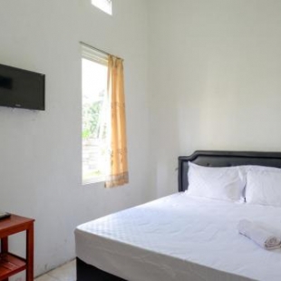 Фотография гостиницы Pandawa Guest House semarang RedPartner