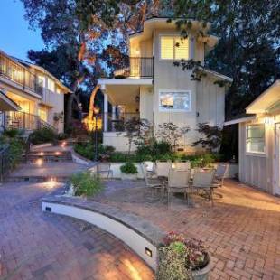 Фотографии гостиницы
Saratoga Oaks Lodge