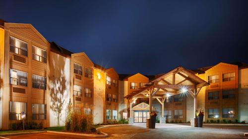 Фотография гостиницы Best Western Plus Rose City Suites