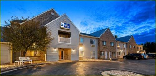 Фотографии гостиницы 
            Best Western Dodgeville Inn & Suites