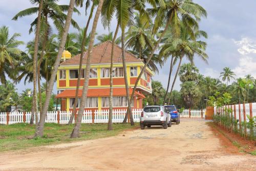 Фотографии гостиницы 
            Glucklich Beach Cottages