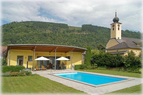 Фотография гостевого дома Gasthof-Pension Schütz