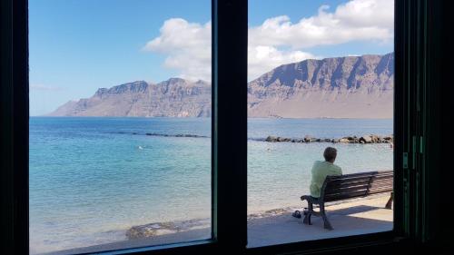 Фотография гостевого дома Salitre-1ª Línea de Mar