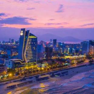 Фотографии гостиницы 
            Grand Tourane Hotel Da Nang