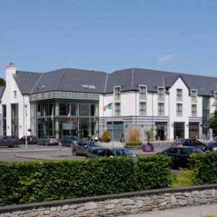 Фотография гостиницы Raheen Woods Hotel