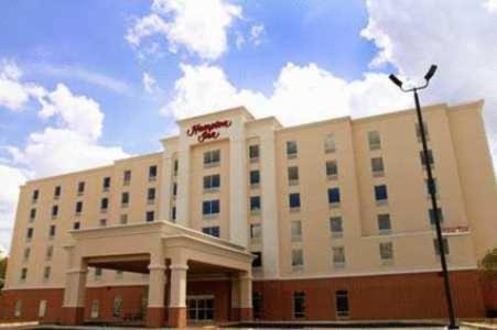 Фотография гостиницы Hampton Inn Petersburg - Southpark Mall
