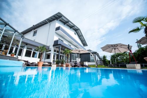 Фотография гостиницы Seminar & Urlaubshotel Oststeirischer Hof Söchau