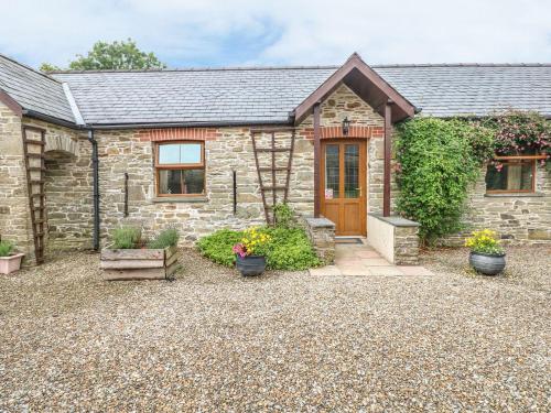 Фотографии гостевого дома 
            Puffin Cottage, Whitland